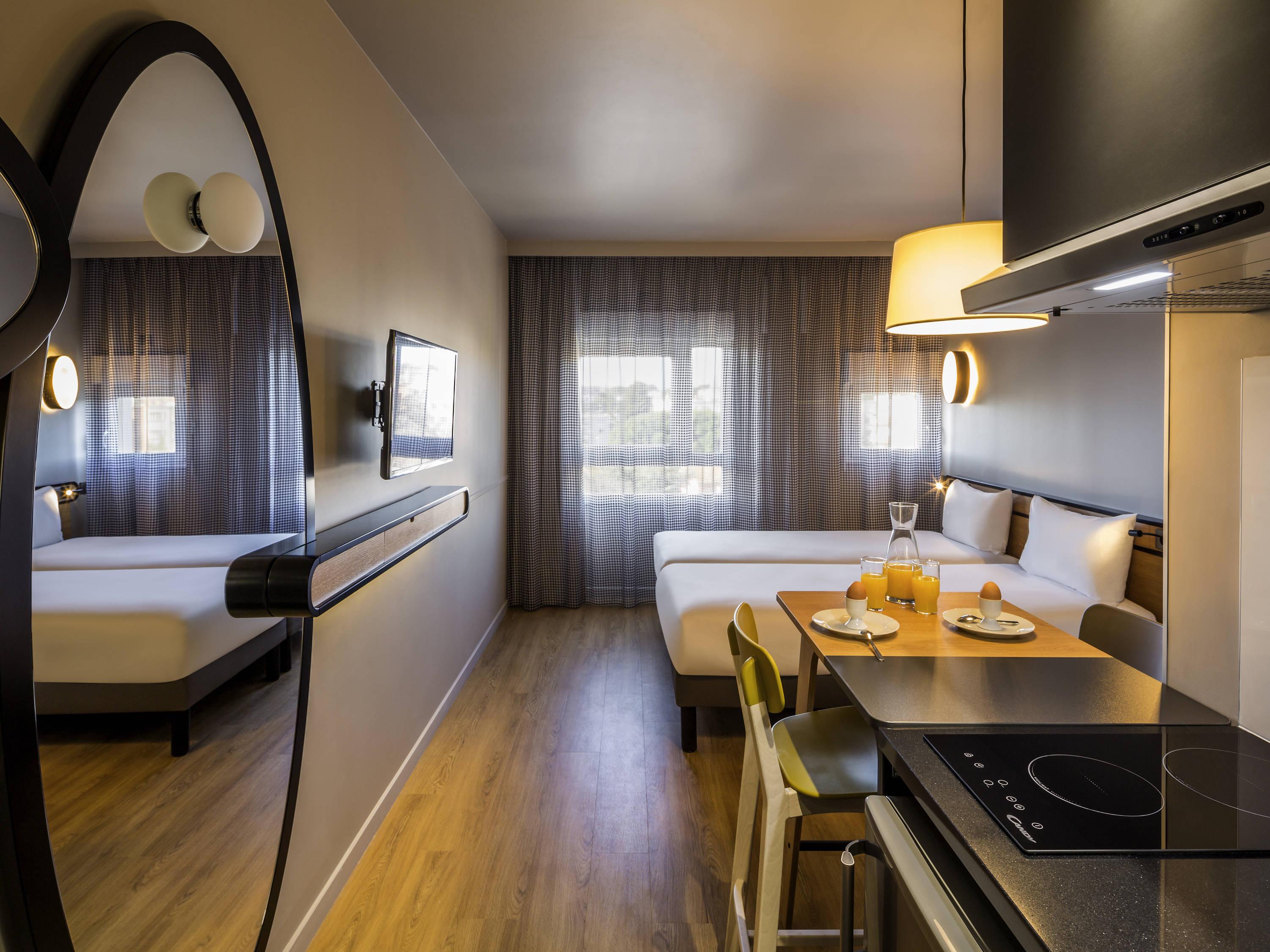 Adagio Access Centre