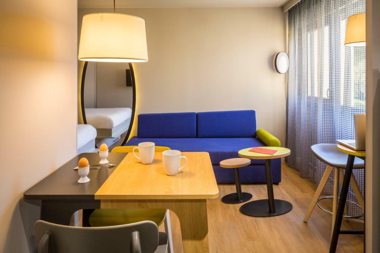 Adagio Access Centre